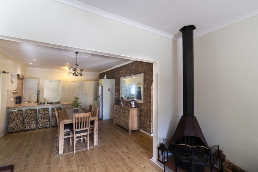 3 Bedroom Property for Sale in Sandbaai Western Cape